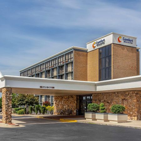 Comfort Inn & Suites Near Danville Mall Exterior photo